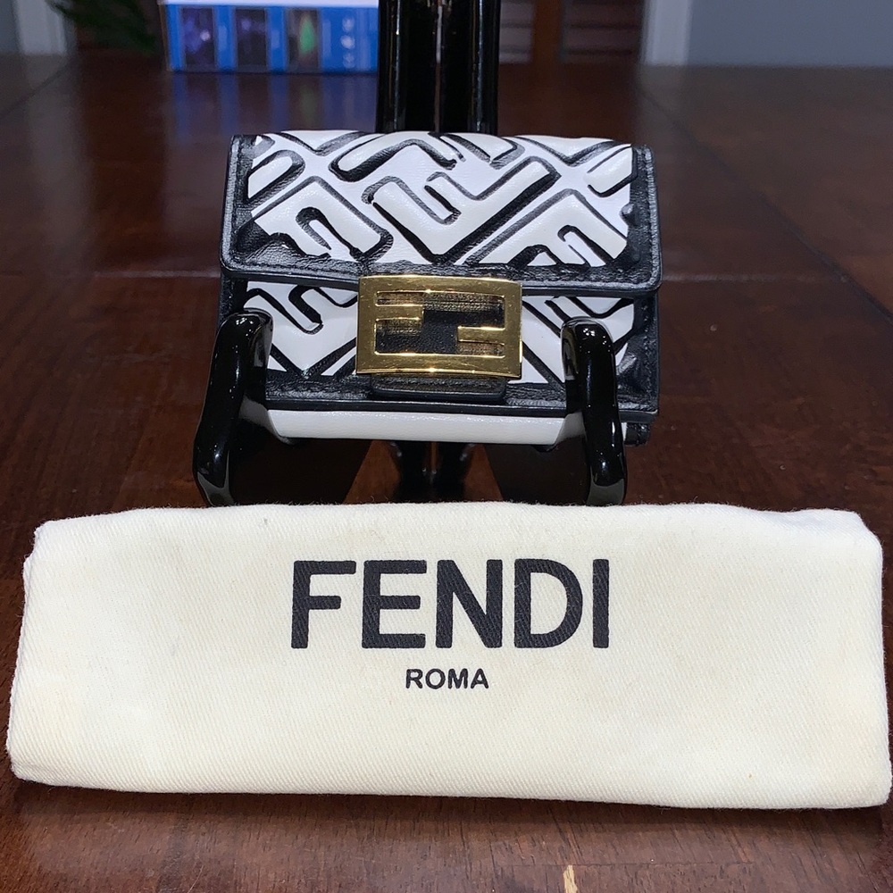 🖤🤍Rare FENDI X JOSHUA VIDES Nappa Matisse FF Embossed Micro Tri-Fold Wallet🤍🖤